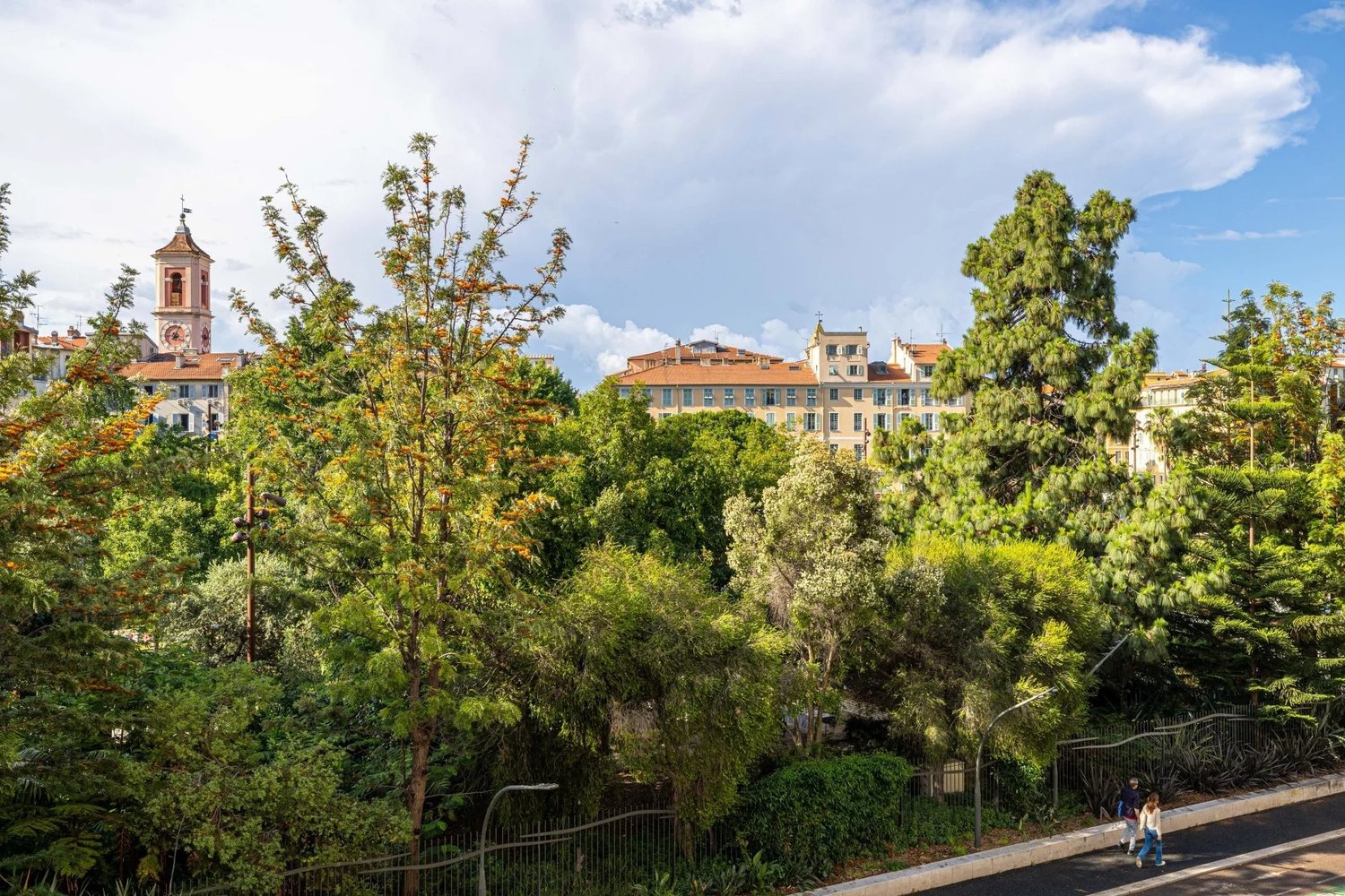 Property photo in Carre d'Argent