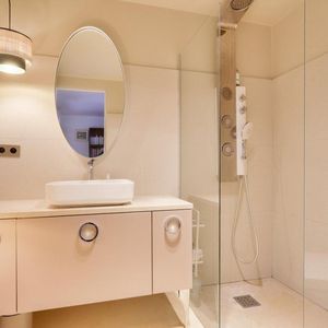 Property in Carre d'Argent