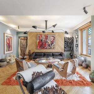 Property in Carre d'Or