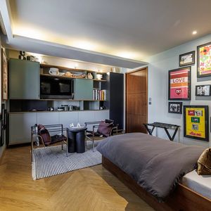 Property in Carre d'Or