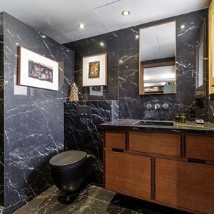 Property in Carre d'Or