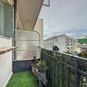 Property in Carre d'Argent