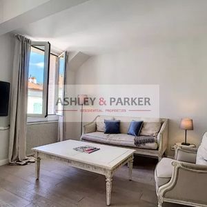 Property in Carre d'Argent