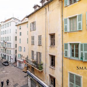 Property in Carre d'Argent