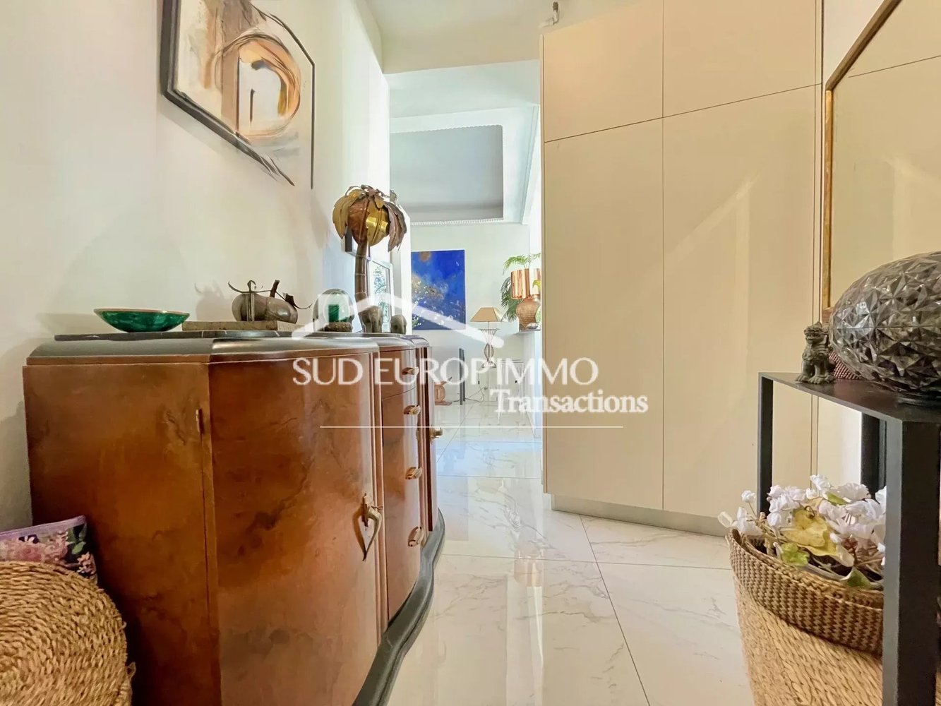 Property photo in Carre d'Argent