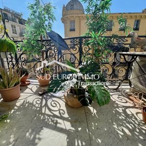 Property in Carre d'Argent