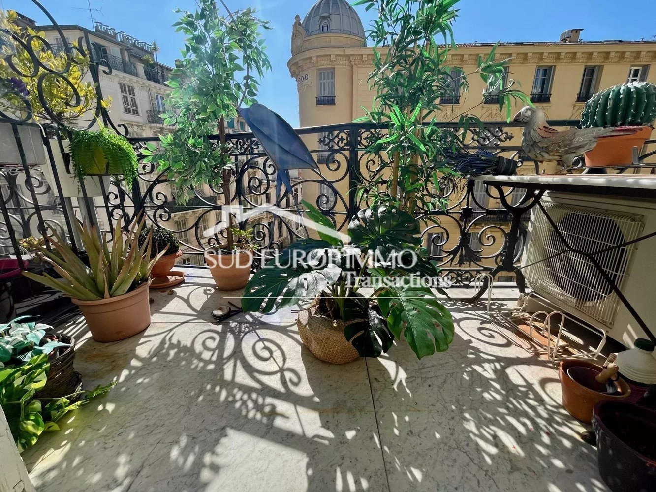 Property photo in Carre d'Argent