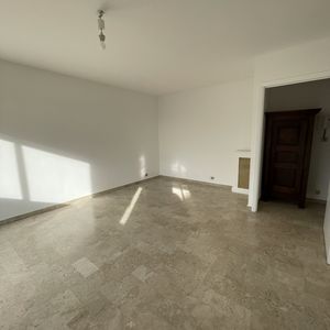 Property in Carre d'Argent