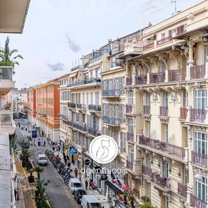 Property in Carre d'Argent