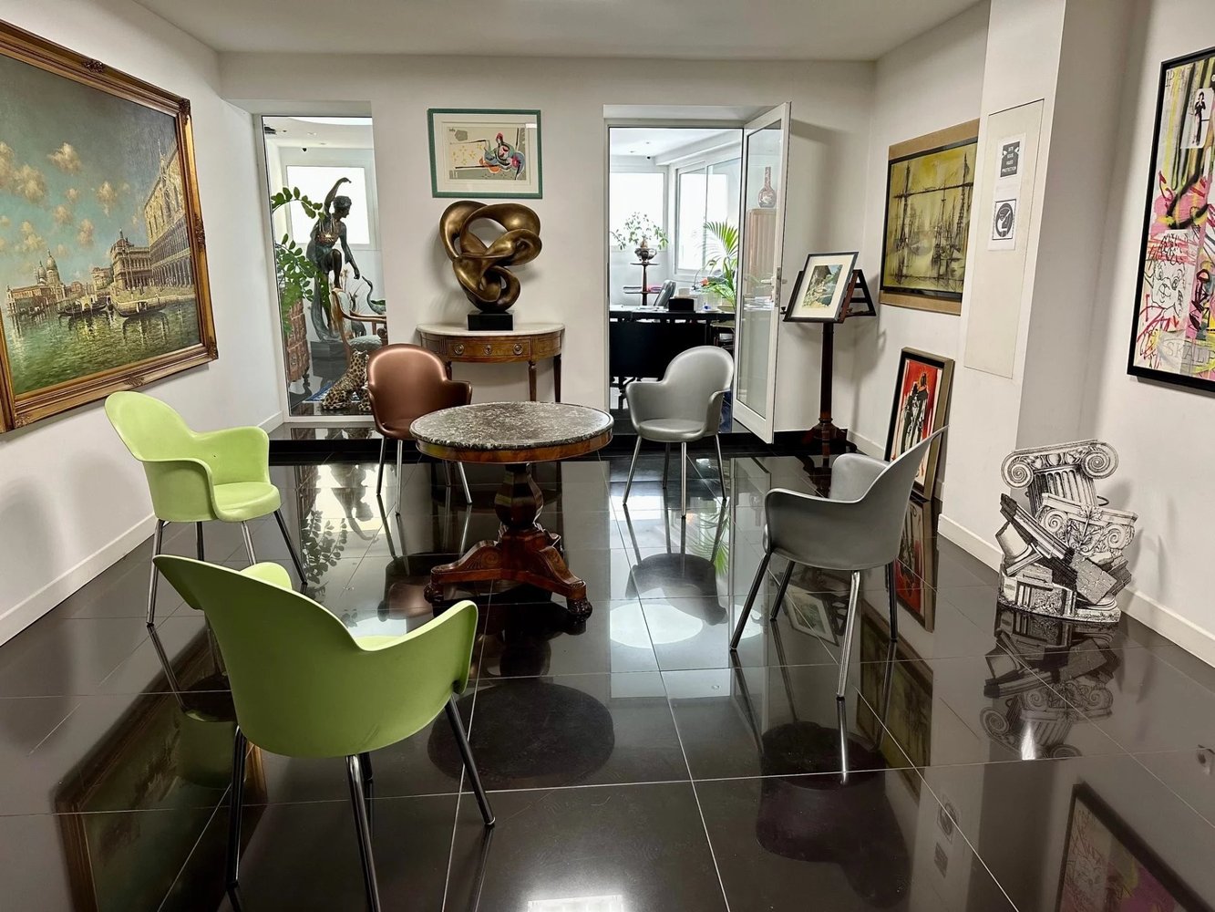 Property photo in Carre d'Argent