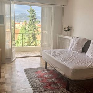 Property in Carre d'Or