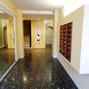 Property in Carre d'Or