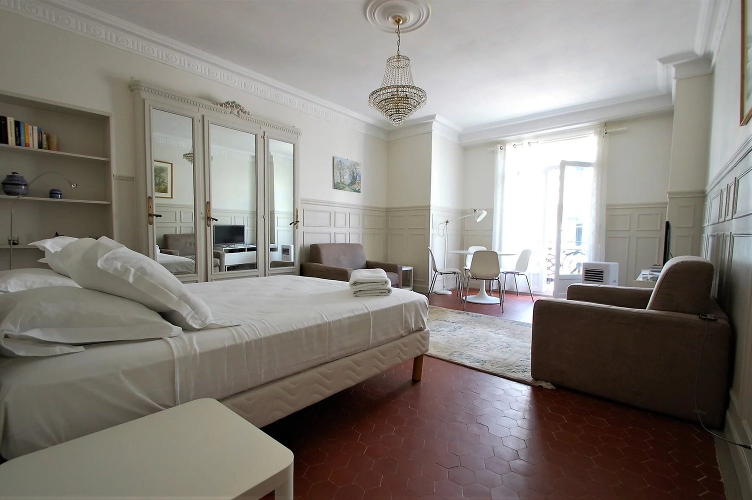 Property photo in Carre d'Or