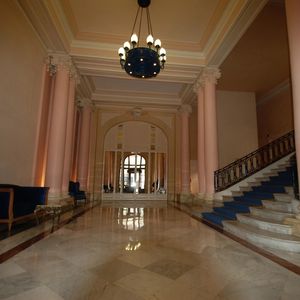 Property in Carre d'Or