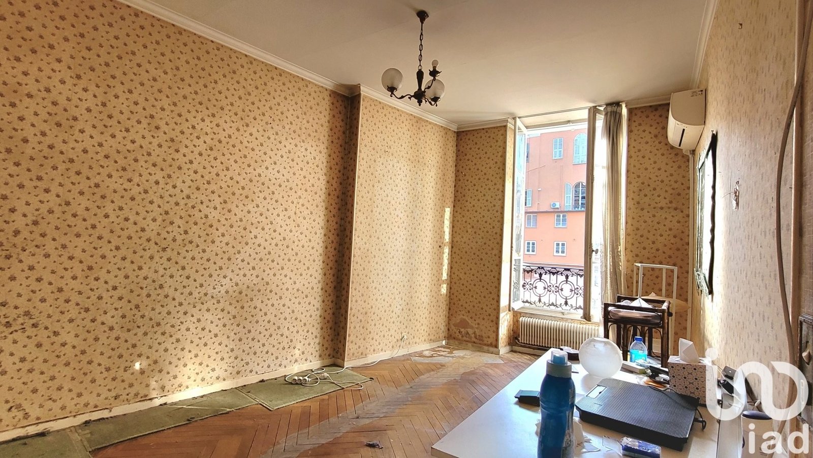 Property photo in Carre d'Or