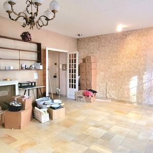 Property in Carre d'Or