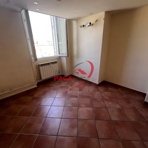 Property in Carre d'Or