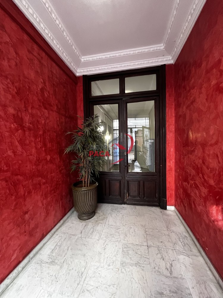 Property photo in Carre d'Or