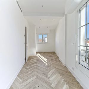 Property in Carre d'Or