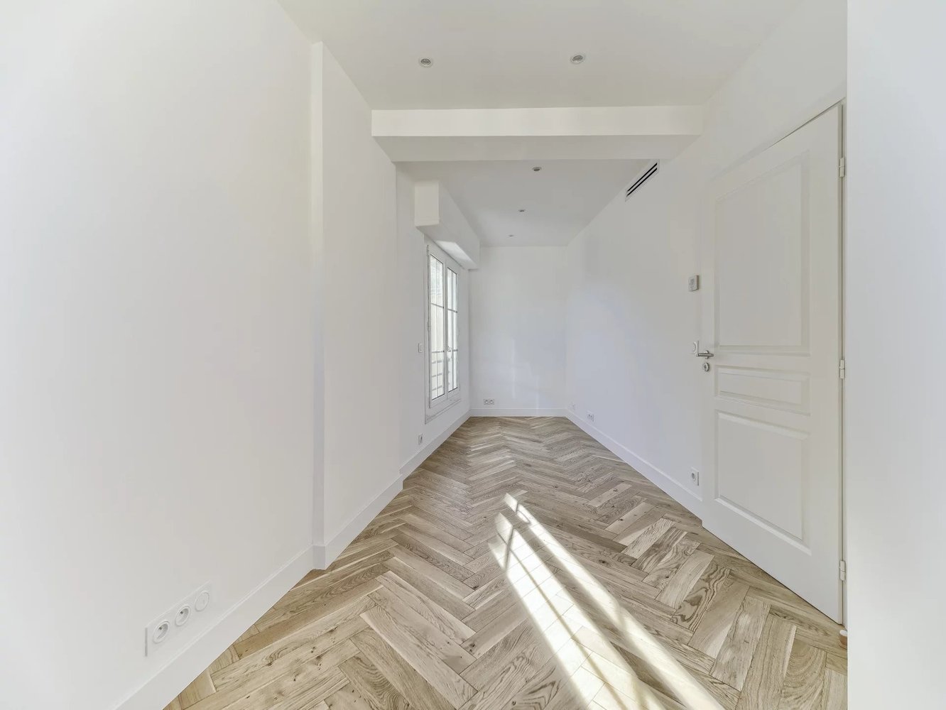 Property photo in Carre d'Or