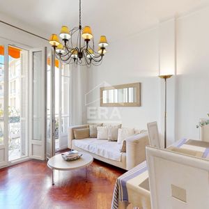 Property in Carre d'Or