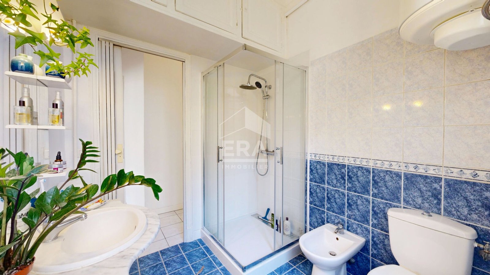 Property photo in Carre d'Or