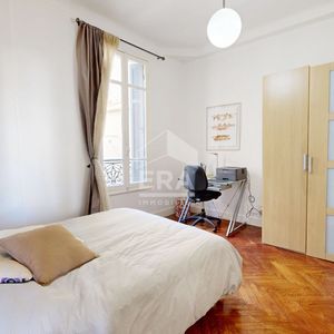 Property in Carre d'Or