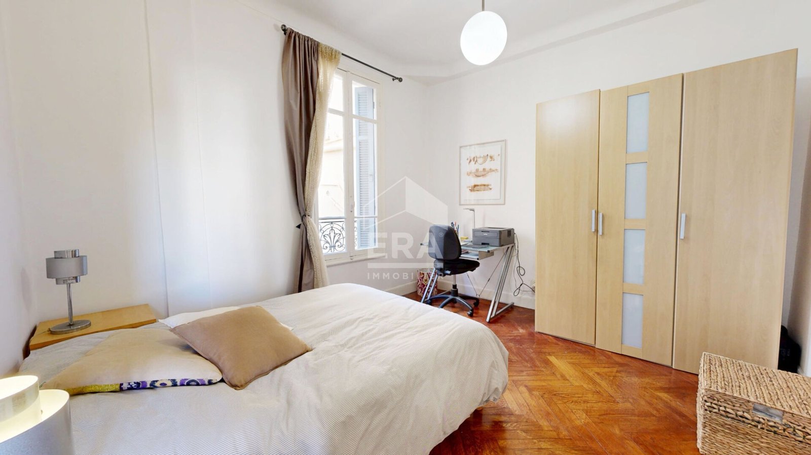 Property photo in Carre d'Or