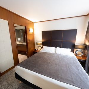 Property in Carre d'Or