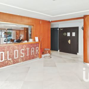 Property in Carre d'Or