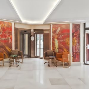 Property in Carre d'Or