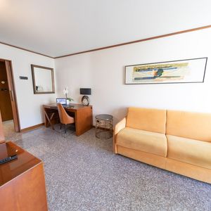 Property in Carre d'Or