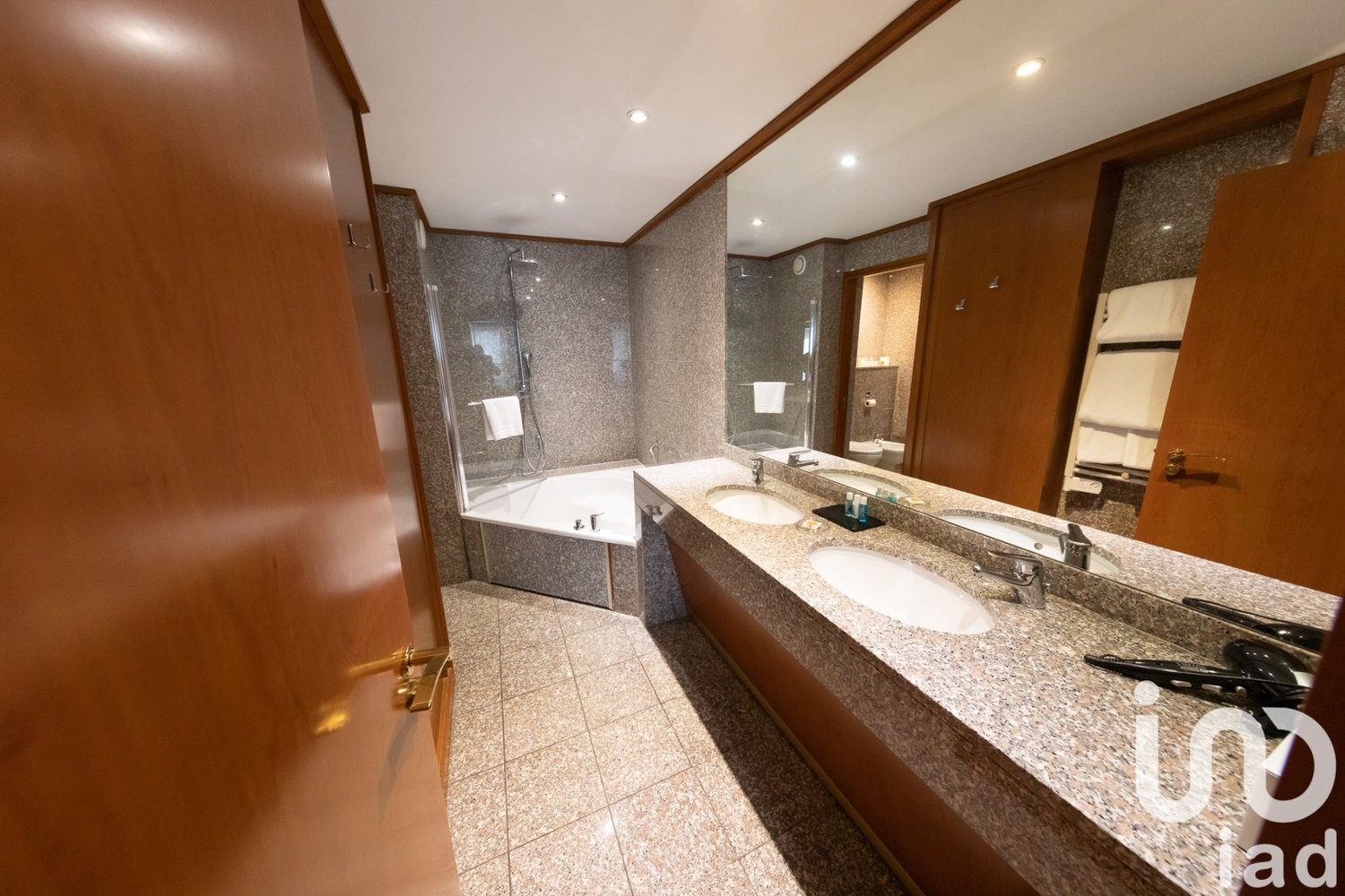 Property photo in Carre d'Or