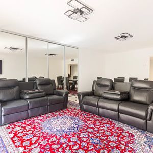 Property in Carre d'Or