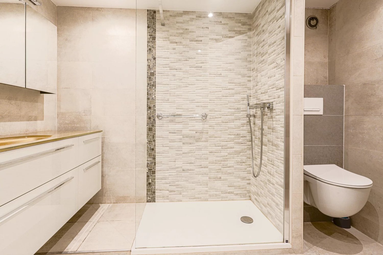 Property photo in Carre d'Or