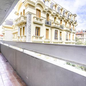 Property in Carre d'Or