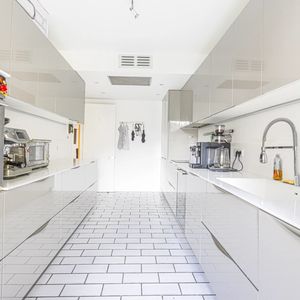 Property in Carre d'Or