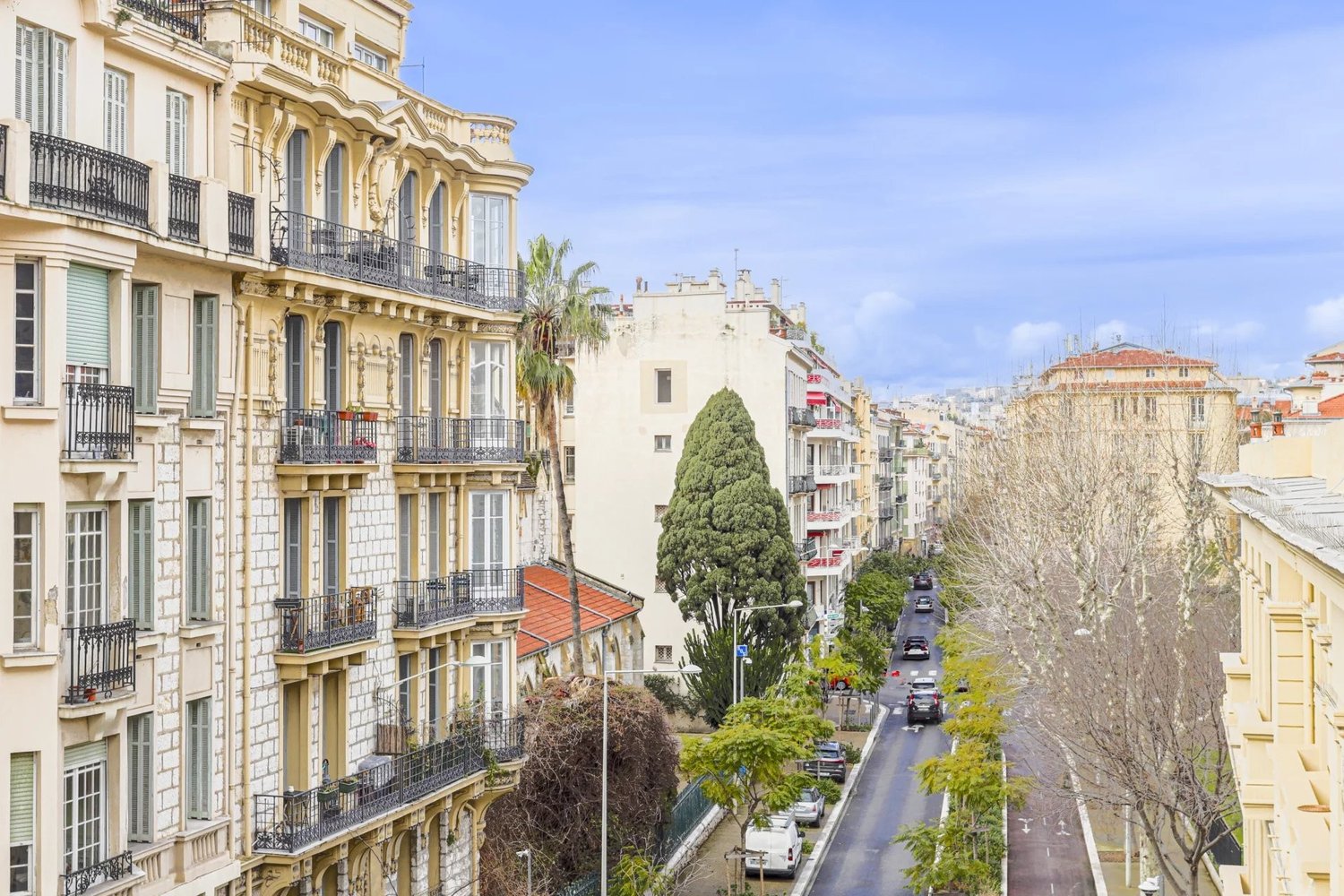 Property photo in Carre d'Or