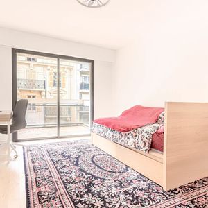 Property in Carre d'Or