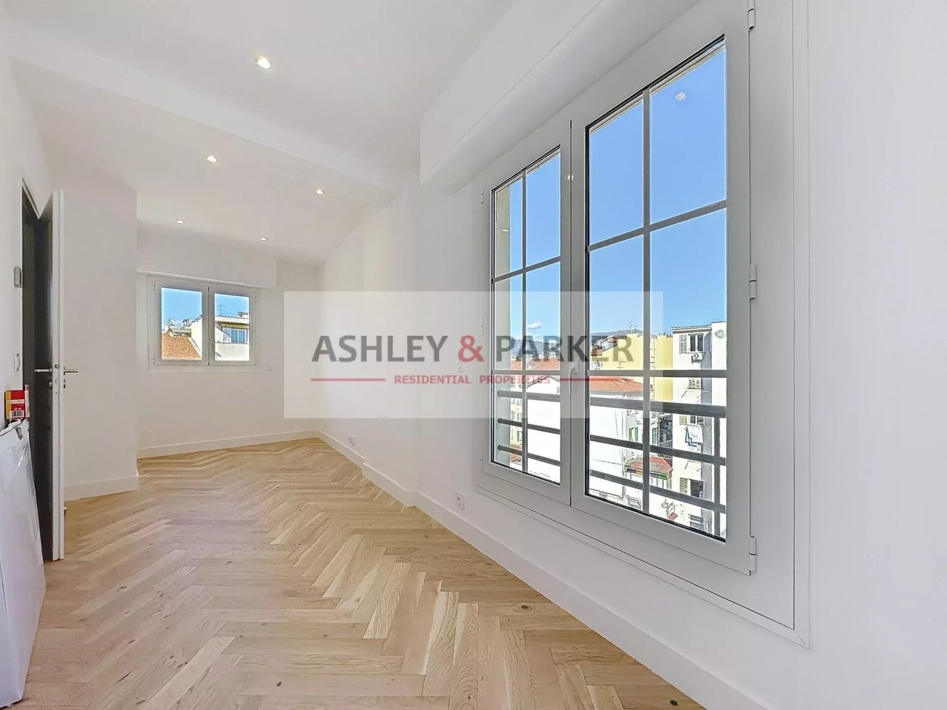 Property photo in Carre d'Or