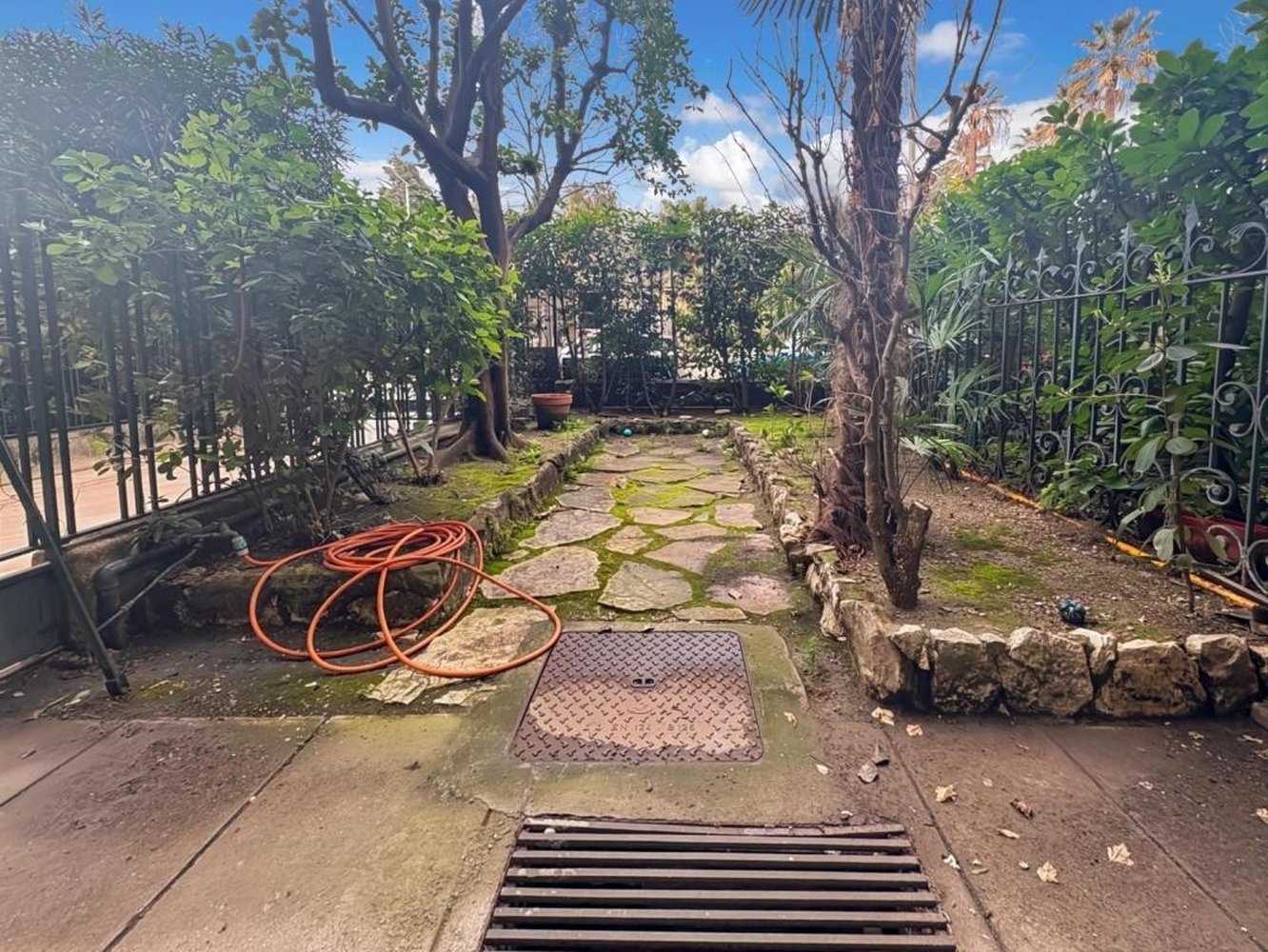 Property photo in Carre d'Or