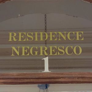 Property in Carre d'Or