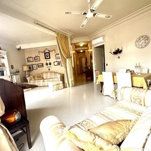 Property in Carre d'Or