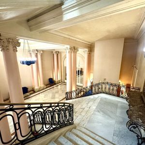 Property in Carre d'Or