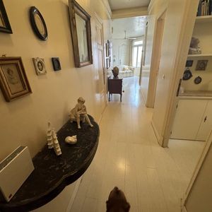 Property in Carre d'Or