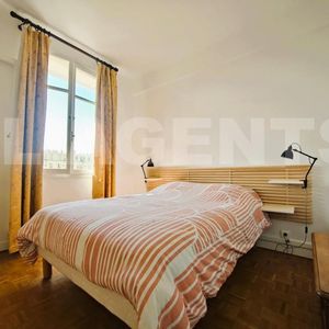 Property in Carre d'Or