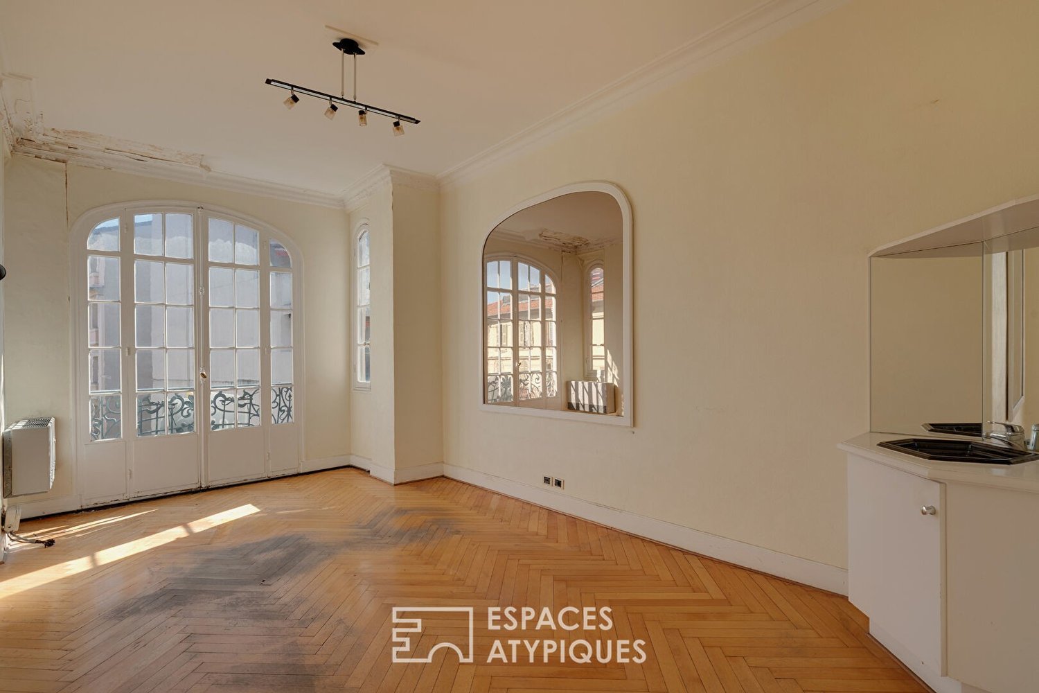 Property photo in Carre d'Or