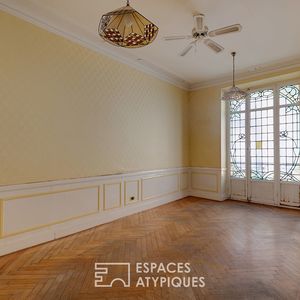 Property in Carre d'Or