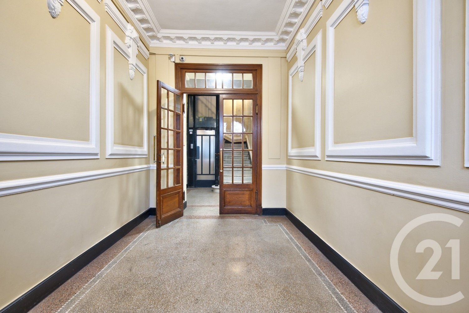 Property photo in Carre d'Or