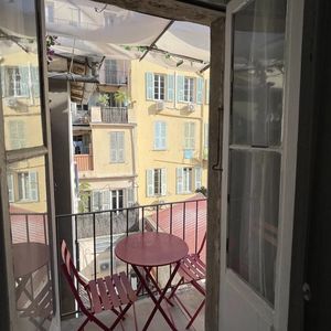 Property in Carre d'Or